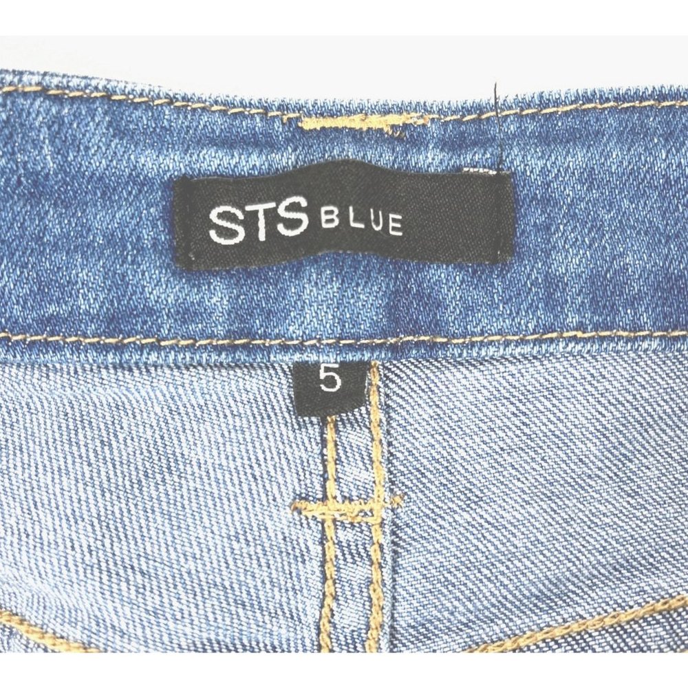 Denim STS Blue Light Wash Distressed Shorts Sz. 5 Stretch Cotton Spandex - Picture 2 of 5